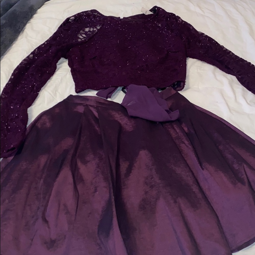 Two piece skirt set